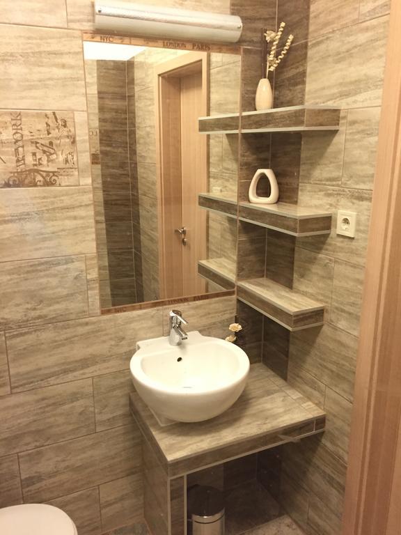 Solaris-Szeged Apartman Appartamento Esterno foto
