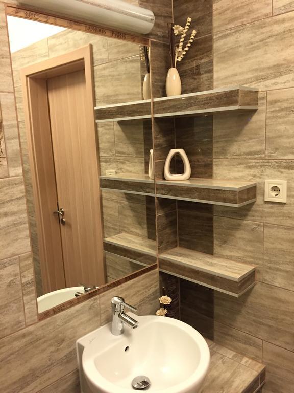 Solaris-Szeged Apartman Appartamento Esterno foto
