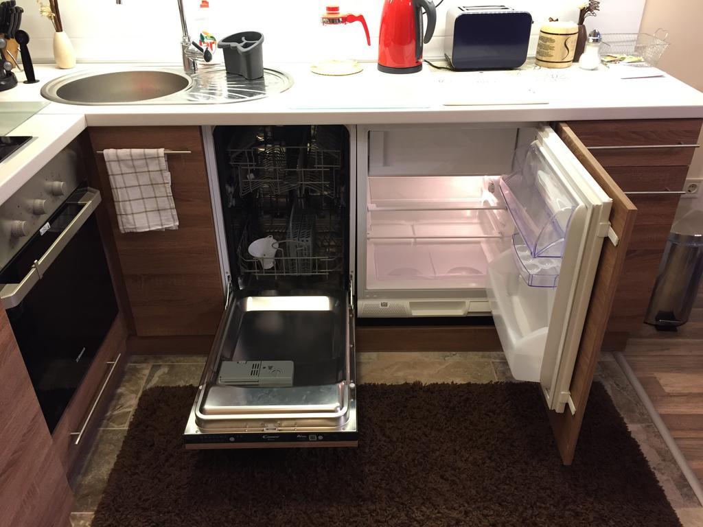 Solaris-Szeged Apartman Appartamento Esterno foto